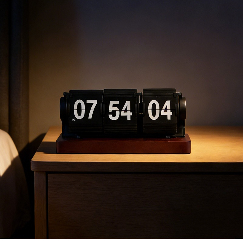 Home Office Minimalist - Relógio de Mesa Vintage de Madeira